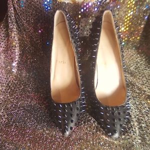 Nosy Spikes Christian Louboutin ~Size 40EU